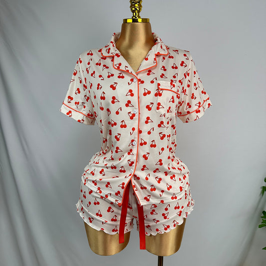 Sweet Heart Print Short Sleeve Shirt and Shorts Pajama Set – Women’s 2 Piece Loungewear